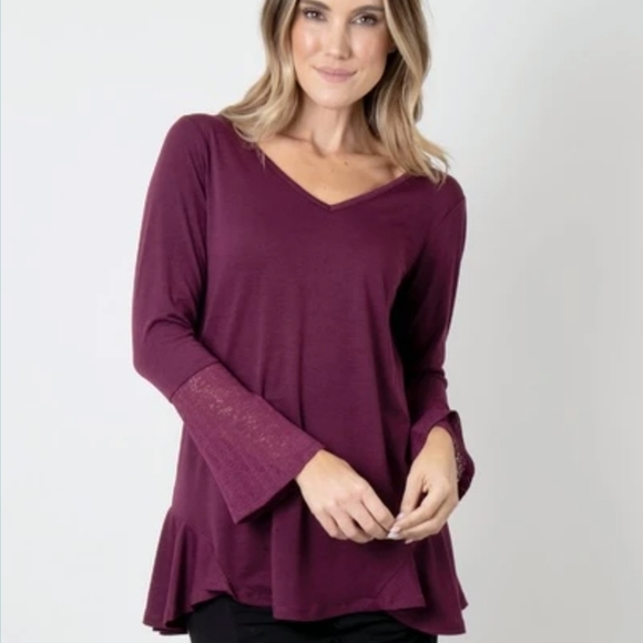 Burgundy V- neck Long sleeve Oversized mesh bell cuffs Tunic Top - Picture 3 of 16